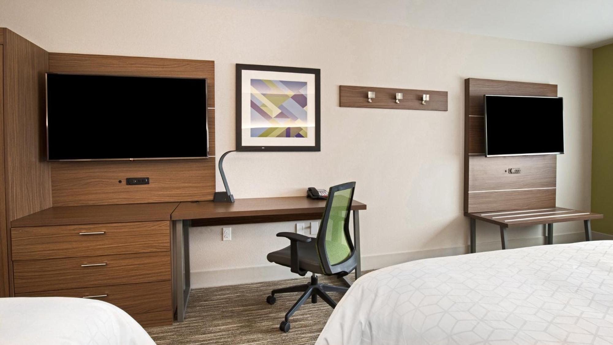 Holiday Inn Express & Suites Racine By Ihg Exterior photo